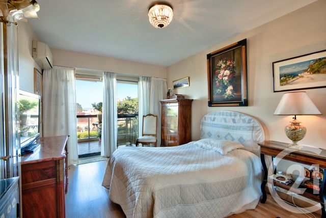 Appartement F4 à vendre - 4 pièces - 96.09 m2 - NICE - 06 - PROVENCE-ALPES-COTE-D-AZUR - Century 21 Lafage Transactions
