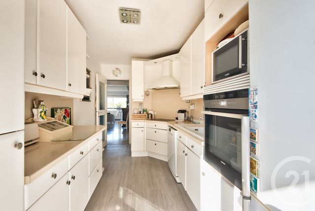 Appartement F4 à vendre - 4 pièces - 96.09 m2 - NICE - 06 - PROVENCE-ALPES-COTE-D-AZUR - Century 21 Lafage Transactions