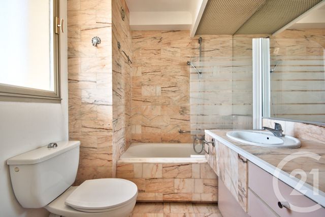 Appartement F4 à vendre - 4 pièces - 96.09 m2 - NICE - 06 - PROVENCE-ALPES-COTE-D-AZUR - Century 21 Lafage Transactions