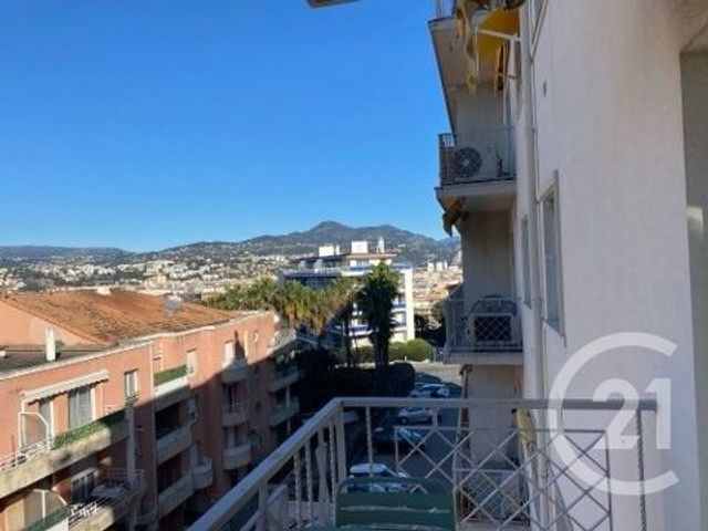 Appartement F4 à louer - 5 pièces - 107.68 m2 - NICE - 06 - PROVENCE-ALPES-COTE-D-AZUR - Century 21 Lafage Transactions