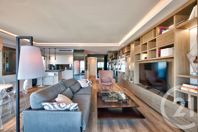 Appartement F3 à louer - 3 pièces - 95.11 m2 - NICE - 06 - PROVENCE-ALPES-COTE-D-AZUR - Century 21 Lafage Transactions