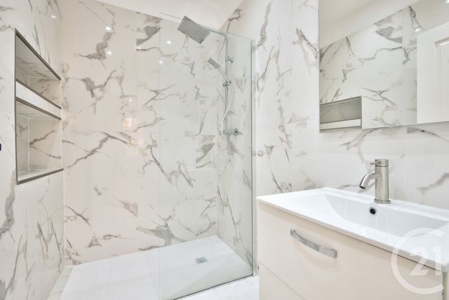 Appartement F4 à vendre - 4 pièces - 117.2 m2 - NICE - 06 - PROVENCE-ALPES-COTE-D-AZUR - Century 21 Lafage Transactions