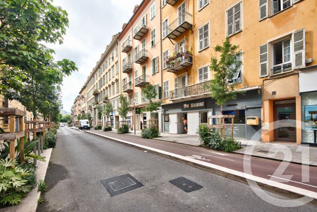 Appartement F4 à vendre - 4 pièces - 117.2 m2 - NICE - 06 - PROVENCE-ALPES-COTE-D-AZUR - Century 21 Lafage Transactions