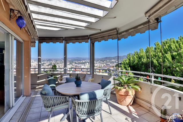 Afficher la photo en grand Appartement F3 à vendre - 3 pièces - 65.02 m2 - NICE - 06 - PROVENCE-ALPES-COTE-D-AZUR - Century 21 Lafage Transactions