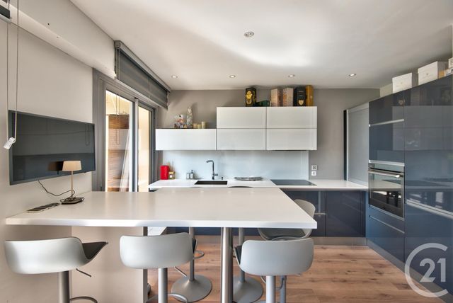 Appartement F2 à vendre - 2 pièces - 57.94 m2 - VILLEFRANCHE SUR MER - 06 - PROVENCE-ALPES-COTE-D-AZUR - Century 21 Lafage Transactions