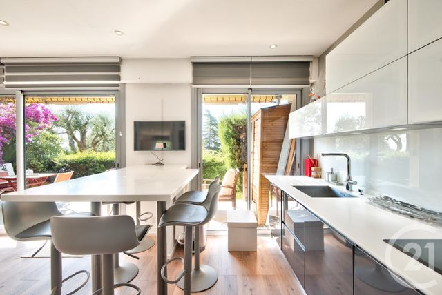 Appartement F2 à vendre - 2 pièces - 57.94 m2 - VILLEFRANCHE SUR MER - 06 - PROVENCE-ALPES-COTE-D-AZUR - Century 21 Lafage Transactions