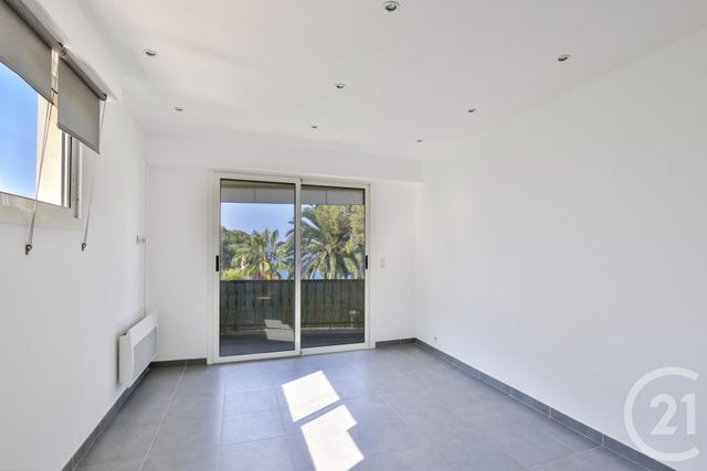 Appartement F3 à vendre - 3 pièces - 54.1 m2 - NICE - 06 - PROVENCE-ALPES-COTE-D-AZUR - Century 21 Lafage Transactions