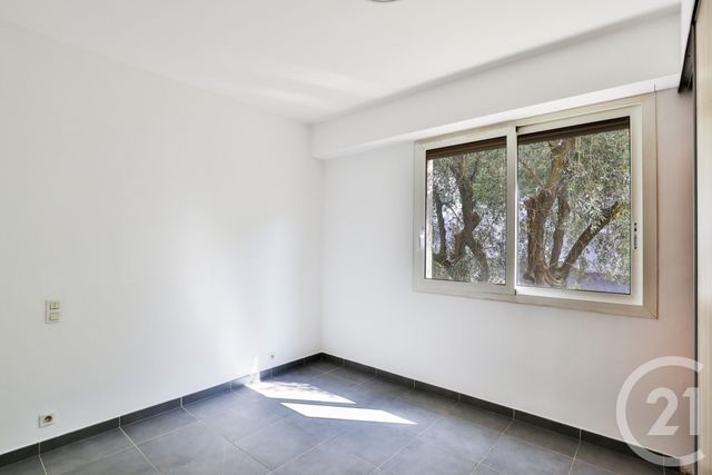 Appartement F3 à vendre - 3 pièces - 54.1 m2 - NICE - 06 - PROVENCE-ALPES-COTE-D-AZUR - Century 21 Lafage Transactions