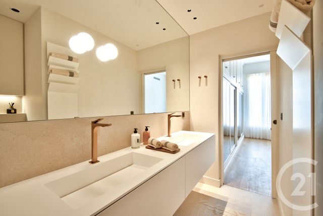 Appartement F3 à vendre - 3 pièces - 80.04 m2 - NICE - 06 - PROVENCE-ALPES-COTE-D-AZUR - Century 21 Lafage Transactions