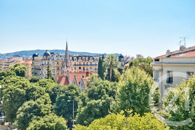 Appartement F3 à vendre - 3 pièces - 80.04 m2 - NICE - 06 - PROVENCE-ALPES-COTE-D-AZUR - Century 21 Lafage Transactions