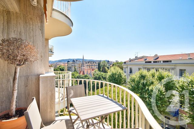 Appartement F3 à vendre - 3 pièces - 80.04 m2 - NICE - 06 - PROVENCE-ALPES-COTE-D-AZUR - Century 21 Lafage Transactions