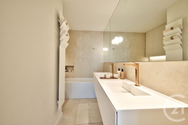 Appartement F3 à vendre - 3 pièces - 80.04 m2 - NICE - 06 - PROVENCE-ALPES-COTE-D-AZUR - Century 21 Lafage Transactions