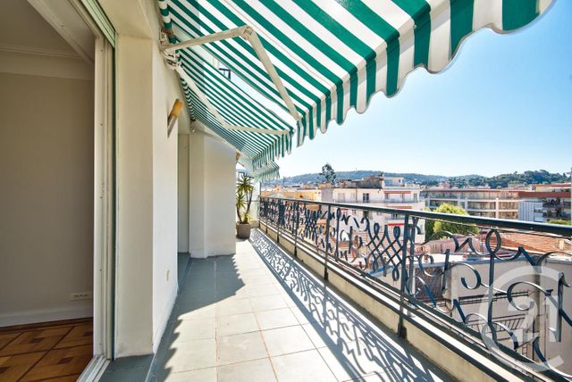 Appartement F3 à vendre - 3 pièces - 66.76 m2 - NICE - 06 - PROVENCE-ALPES-COTE-D-AZUR - Century 21 Lafage Transactions