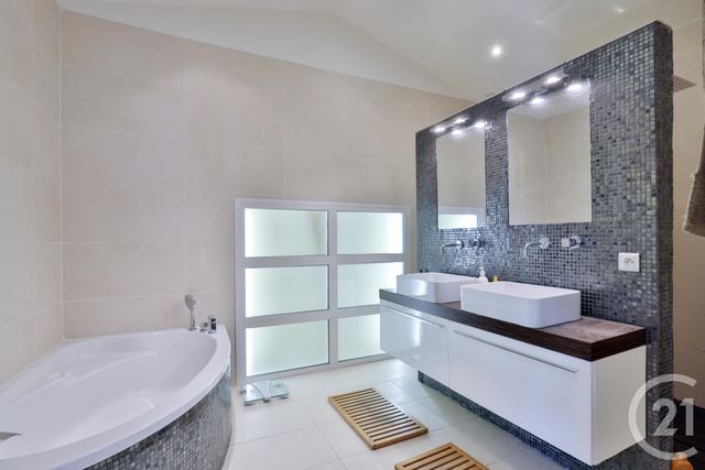 Afficher la photo en grand maison à vendre - 8 pièces - 245.05 m2 - COLOMARS - 06 - PROVENCE-ALPES-COTE-D-AZUR - Century 21 Lafage Transactions