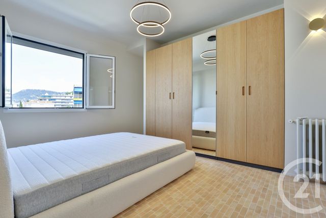Appartement F3 à vendre - 3 pièces - 71.22 m2 - NICE - 06 - PROVENCE-ALPES-COTE-D-AZUR - Century 21 Lafage Transactions
