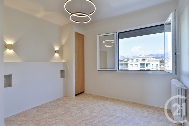 Appartement F3 à vendre - 3 pièces - 71.22 m2 - NICE - 06 - PROVENCE-ALPES-COTE-D-AZUR - Century 21 Lafage Transactions