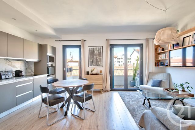 Appartement F2 à vendre - 2 pièces - 46.8 m2 - NICE - 06 - PROVENCE-ALPES-COTE-D-AZUR - Century 21 Lafage Transactions