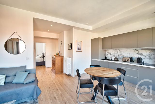 Appartement F2 à vendre - 2 pièces - 46.8 m2 - NICE - 06 - PROVENCE-ALPES-COTE-D-AZUR - Century 21 Lafage Transactions