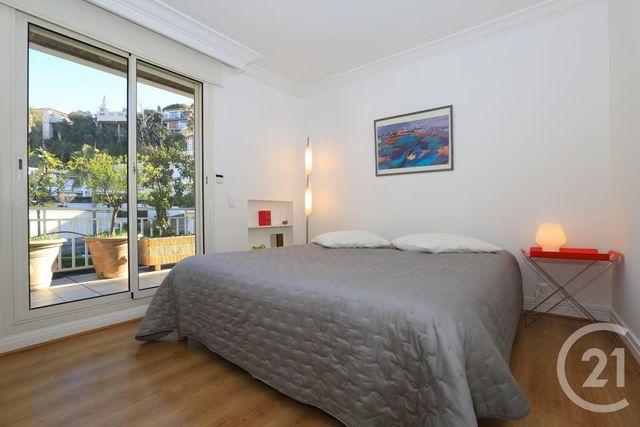 Appartement F7 et + à louer - 7 pièces - 221.98 m2 - NICE - 06 - PROVENCE-ALPES-COTE-D-AZUR - Century 21 Lafage Transactions