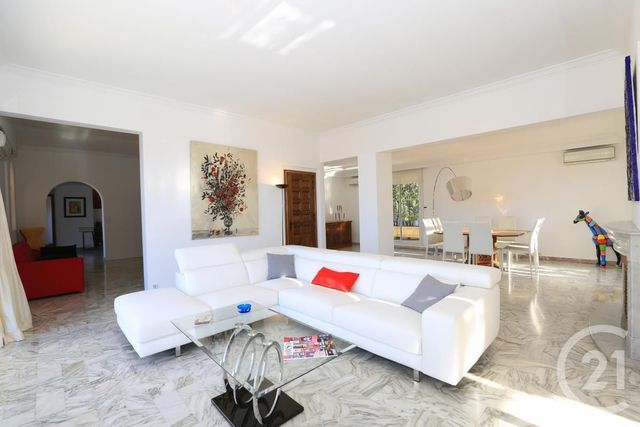 Appartement F7 et + à louer - 7 pièces - 221.98 m2 - NICE - 06 - PROVENCE-ALPES-COTE-D-AZUR - Century 21 Lafage Transactions