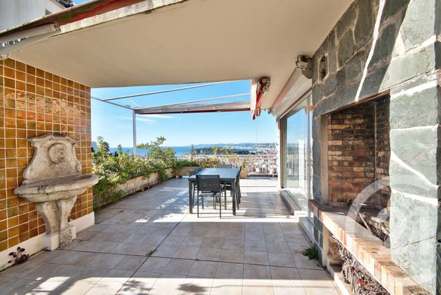 Appartement F7 et + à louer - 7 pièces - 221.98 m2 - NICE - 06 - PROVENCE-ALPES-COTE-D-AZUR - Century 21 Lafage Transactions