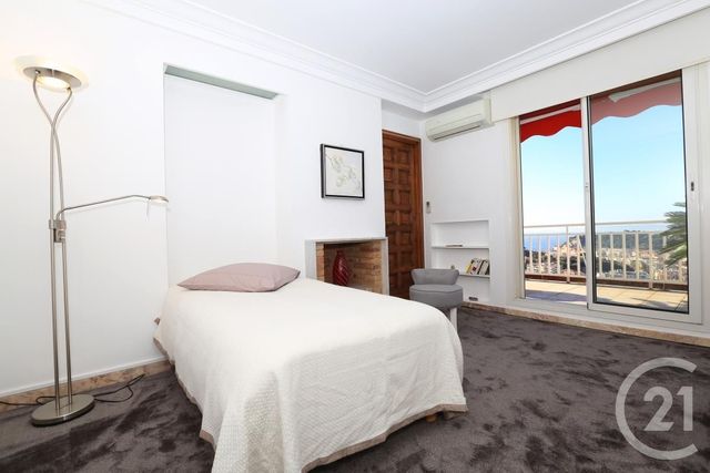 Appartement F7 et + à louer - 7 pièces - 221.98 m2 - NICE - 06 - PROVENCE-ALPES-COTE-D-AZUR - Century 21 Lafage Transactions