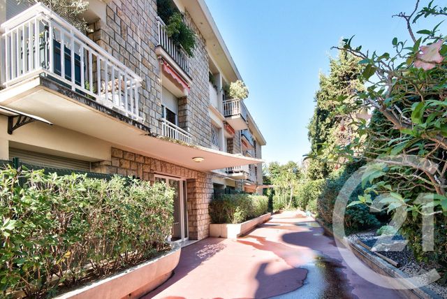Appartement F7 et + à louer - 7 pièces - 221.98 m2 - NICE - 06 - PROVENCE-ALPES-COTE-D-AZUR - Century 21 Lafage Transactions