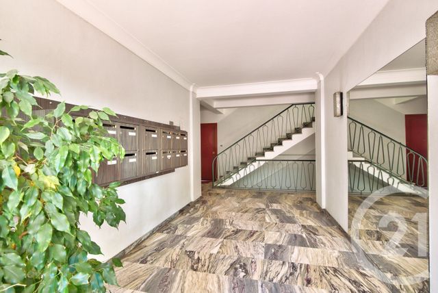 Appartement F7 et + à louer - 7 pièces - 221.98 m2 - NICE - 06 - PROVENCE-ALPES-COTE-D-AZUR - Century 21 Lafage Transactions