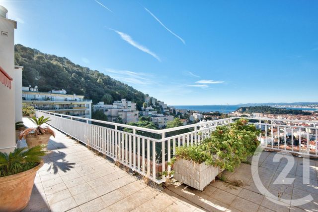 Appartement F7 et + à louer - 7 pièces - 221.98 m2 - NICE - 06 - PROVENCE-ALPES-COTE-D-AZUR - Century 21 Lafage Transactions
