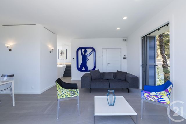 maison à louer - 4 pièces - 113.0 m2 - NICE - 06 - PROVENCE-ALPES-COTE-D-AZUR - Century 21 Lafage Transactions