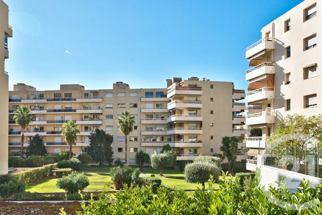 Appartement F2 à vendre - 2 pièces - 55.8 m2 - NICE - 06 - PROVENCE-ALPES-COTE-D-AZUR - Century 21 Lafage Transactions