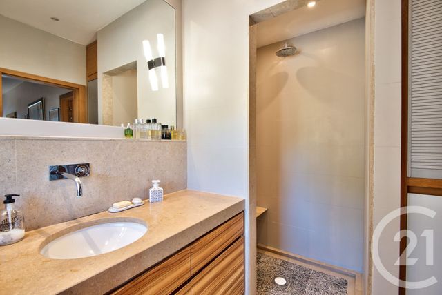 Appartement F3 à vendre - 3 pièces - 86.19 m2 - NICE - 06 - PROVENCE-ALPES-COTE-D-AZUR - Century 21 Lafage Transactions