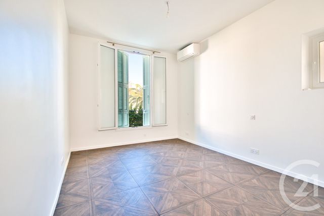 Appartement F4 à louer - 4 pièces - 89.06 m2 - NICE - 06 - PROVENCE-ALPES-COTE-D-AZUR - Century 21 Lafage Transactions