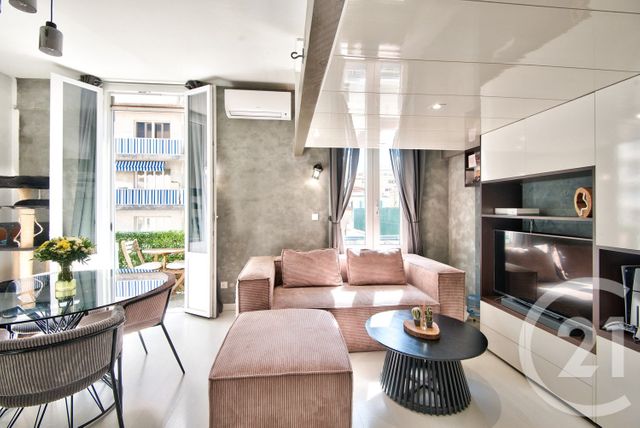 Appartement F2 à vendre - 2 pièces - 41.31 m2 - NICE - 06 - PROVENCE-ALPES-COTE-D-AZUR - Century 21 Lafage Transactions