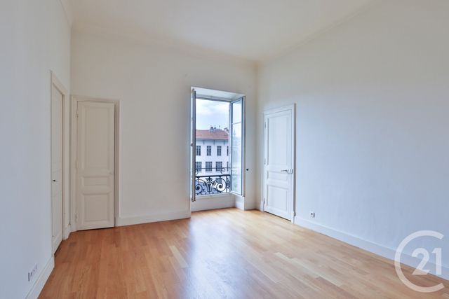 Appartement F6 à vendre - 6 pièces - 170.46 m2 - NICE - 06 - PROVENCE-ALPES-COTE-D-AZUR - Century 21 Lafage Transactions