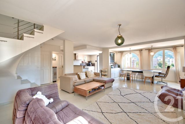 maison à vendre - 5 pièces - 174.8 m2 - NICE - 06 - PROVENCE-ALPES-COTE-D-AZUR - Century 21 Lafage Transactions