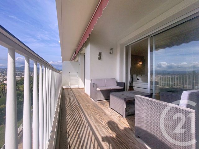 Appartement F2 à louer - 2 pièces - 63.8 m2 - NICE - 06 - PROVENCE-ALPES-COTE-D-AZUR - Century 21 Lafage Transactions