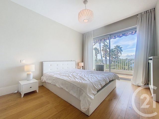 Appartement F2 à louer - 2 pièces - 63.8 m2 - NICE - 06 - PROVENCE-ALPES-COTE-D-AZUR - Century 21 Lafage Transactions