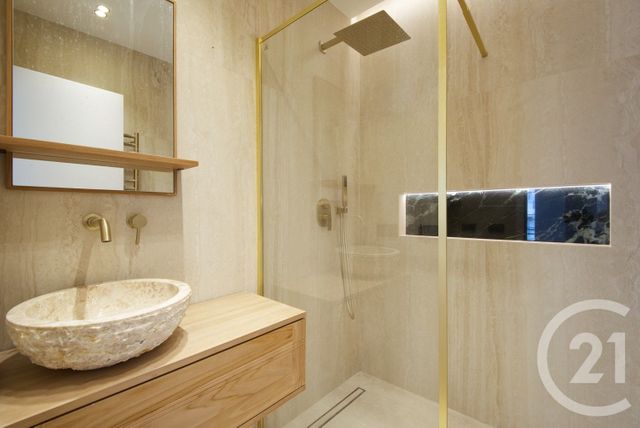 Appartement F3 à vendre - 3 pièces - 56.19 m2 - NICE - 06 - PROVENCE-ALPES-COTE-D-AZUR - Century 21 Lafage Transactions