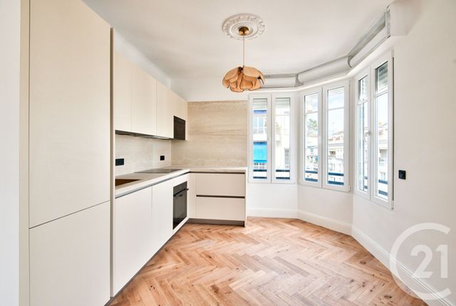 Appartement F3 à vendre - 3 pièces - 56.19 m2 - NICE - 06 - PROVENCE-ALPES-COTE-D-AZUR - Century 21 Lafage Transactions