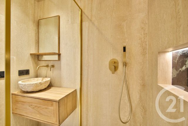 Appartement F3 à vendre - 3 pièces - 56.19 m2 - NICE - 06 - PROVENCE-ALPES-COTE-D-AZUR - Century 21 Lafage Transactions