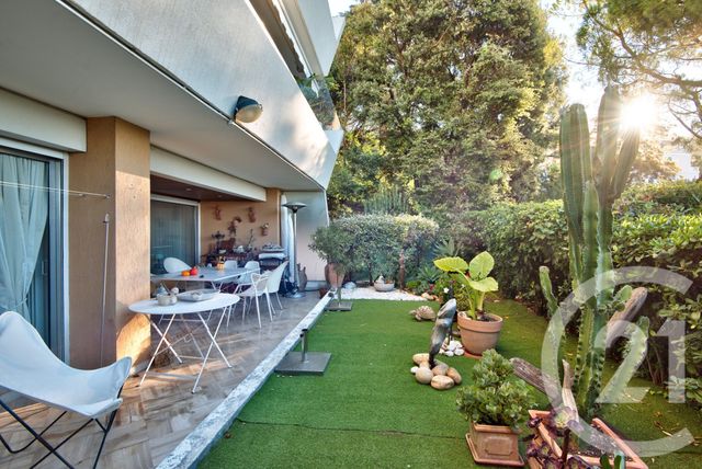 Appartement F3 à vendre - 3 pièces - 82.47 m2 - NICE - 06 - PROVENCE-ALPES-COTE-D-AZUR - Century 21 Lafage Transactions