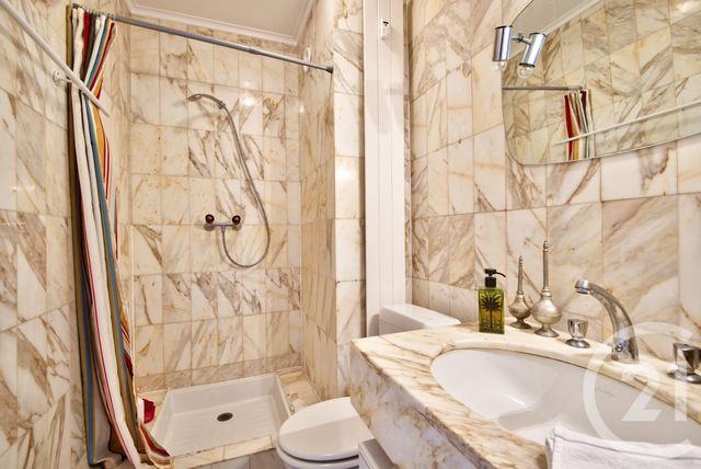 Appartement F3 à vendre - 3 pièces - 82.47 m2 - NICE - 06 - PROVENCE-ALPES-COTE-D-AZUR - Century 21 Lafage Transactions