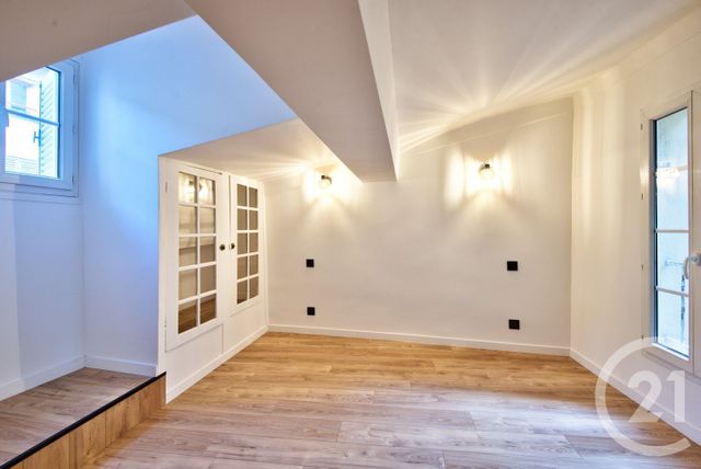 Appartement F4 à vendre - 4 pièces - 73.72 m2 - NICE - 06 - PROVENCE-ALPES-COTE-D-AZUR - Century 21 Lafage Transactions