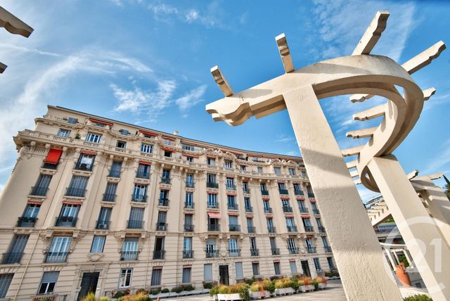 Appartement F3 à vendre - 3 pièces - 87.31 m2 - NICE - 06 - PROVENCE-ALPES-COTE-D-AZUR - Century 21 Lafage Transactions