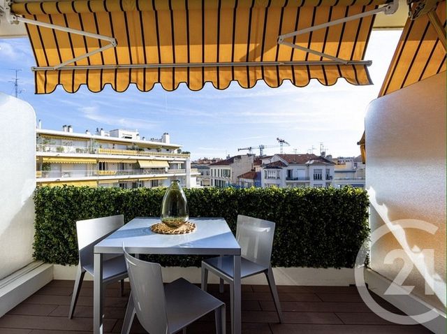 Appartement F2 à vendre - 2 pièces - 40.61 m2 - NICE - 06 - PROVENCE-ALPES-COTE-D-AZUR - Century 21 Lafage Transactions