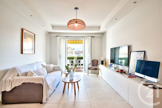Appartement F2 à vendre - 2 pièces - 40.61 m2 - NICE - 06 - PROVENCE-ALPES-COTE-D-AZUR - Century 21 Lafage Transactions
