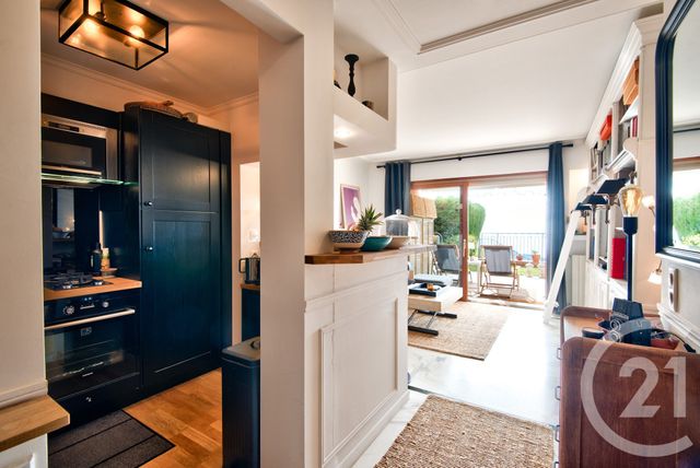 Afficher la photo en grand Appartement F2 à vendre - 2 pièces - 42.73 m2 - EZE - 06 - PROVENCE-ALPES-COTE-D-AZUR - Century 21 Lafage Transactions