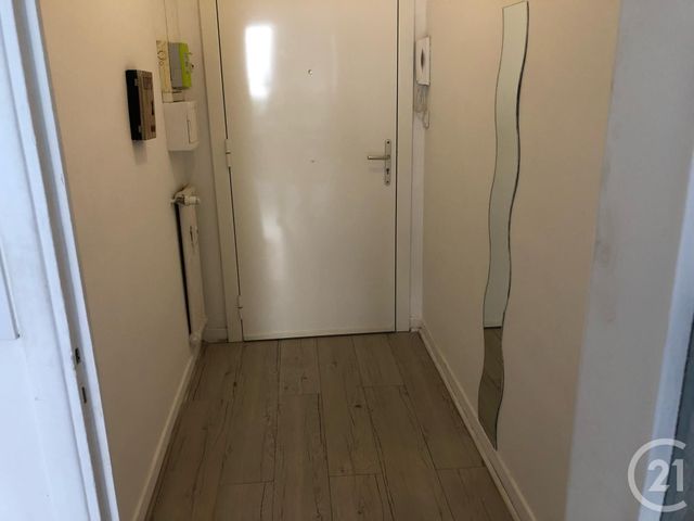 Afficher la photo en grand Appartement F1 à louer - 1 pièce - 26.77 m2 - NICE - 06 - PROVENCE-ALPES-COTE-D-AZUR - Century 21 Lafage Transactions