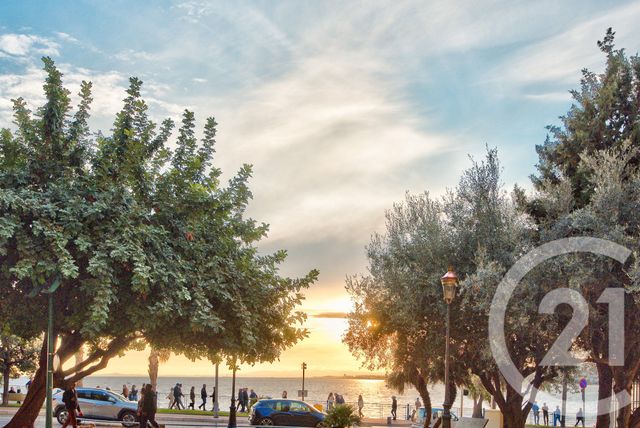 Appartement Studio à vendre - 1 pièce - 29.54 m2 - NICE - 06 - PROVENCE-ALPES-COTE-D-AZUR - Century 21 Lafage Transactions